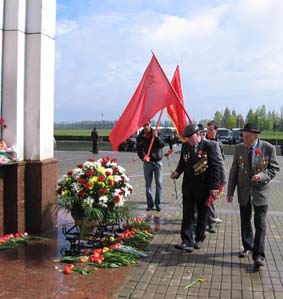 Белгородские коммунисты отметили День Победы