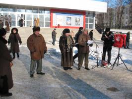 (ФОТОРЕПОРТАЖ) БЕЛГОРОДЦЫ ПРОТЕСТУЮТ ПРОТИВ КУРСА ВЛАСТИ