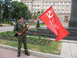 ПАМЯТЬ О ГЕРОЯХ БЕССМЕРТНА (фоторепортаж)