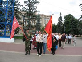 ПАМЯТЬ О ГЕРОЯХ БЕССМЕРТНА (фоторепортаж)