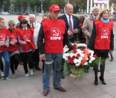 ПЕРВЫЙ ВИЗИТ Г.А. ЗЮГАНОВ НАНЁС В.И. ЛЕНИНУ (фоторепортаж)