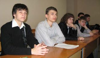 Имя Сталина останется в веках каким?