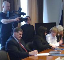 Мэр Белгорода С. Боженов встретился с представителями политических партий