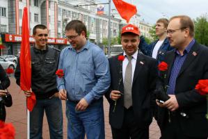 Белгород – Орел: комсомольцы организовали Автопробег в честь Победы