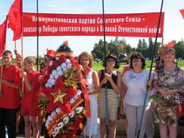 На поле народного подвига провозглашен призыв в народное ополчение