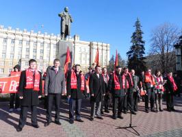 Белгородские коммунисты отметили День Октябрьской революции