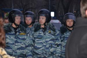 В Ростов-на-Дону стянуты подразделения ОМОНа
