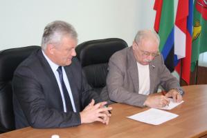 Депутат-коммунист С.В. Муравленко возведет в Старом Осколе памятник детям войны