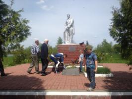Белгородская область: Молодые коммунисты и комсомольцы Валуйского района провели массовый мотопробег, посвящённый 70-летию Победы!