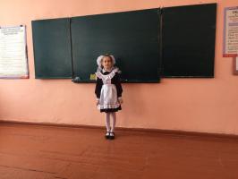 Коммунисты и комсомольцы провели конкурс чтецов стихотворных произведений, посвящённых Дню Советской армии и Военно-морского флота среди сельских школ.