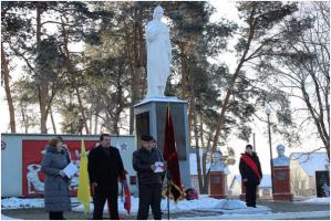 Коммунисты и комсомольцы Грайворонского района Белгородской области почтили память погибшим в Великой Отечественной Войне воинам