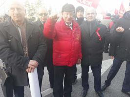 7 ноября коммунисты и комсомольцы Белгородской области приняли участие в праздничном шествии в Москве