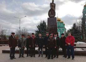 С Днём рождения, непобедимая и легендарная!