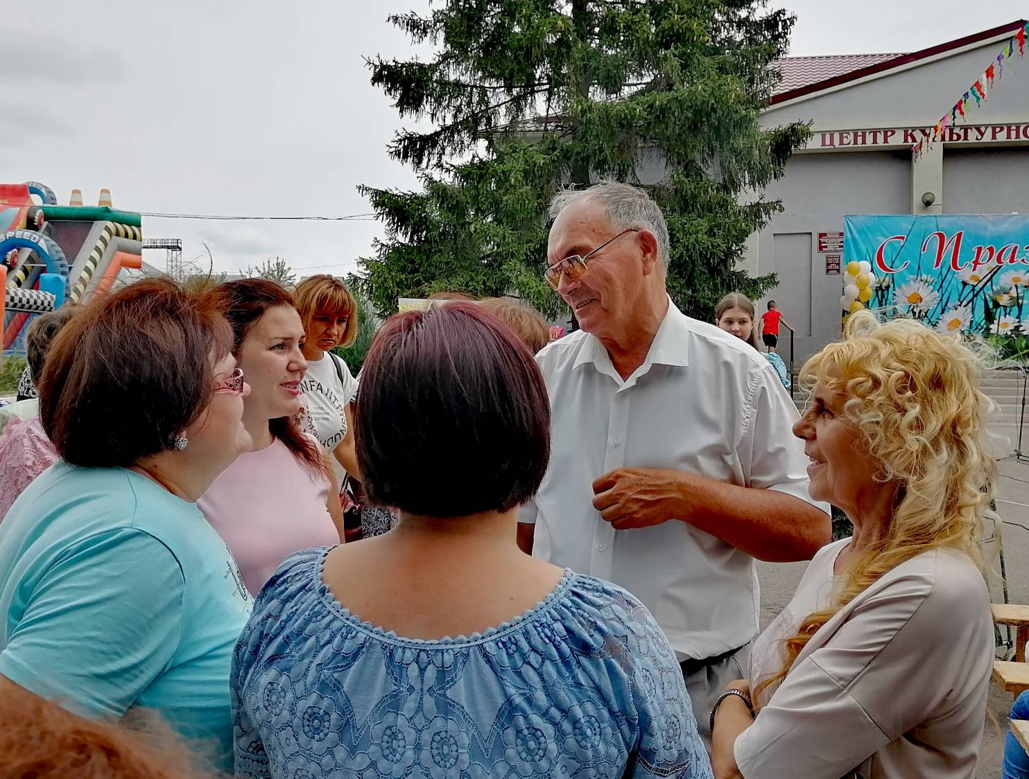 Владимиру Фоменкову присвоено звание «Почетный гражданин Ровеньского  района» — Белгородское региональное отделение КПРФ